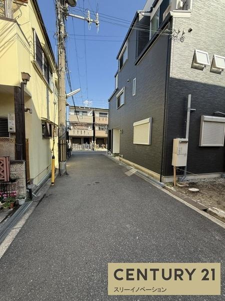 鶴町1丁目土地の前面道路含む現地写真