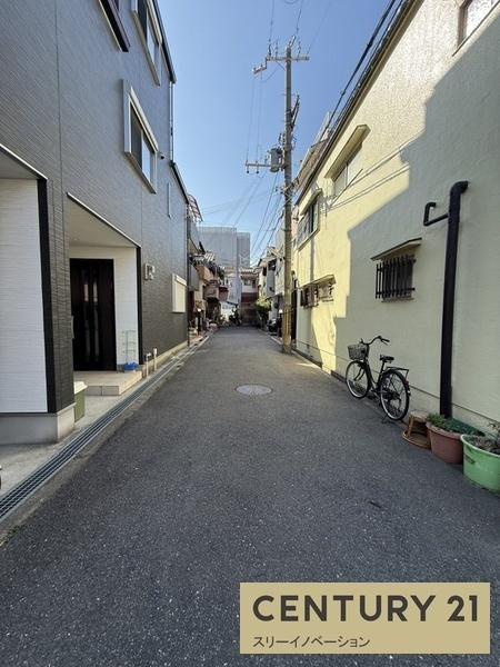 鶴町1丁目土地の前面道路含む現地写真