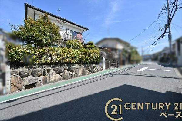 北葛城郡上牧町滝川台１丁目の売地の前面道路含む現地写真|■現地撮影写真■前面道路６ｍと広々開放的！