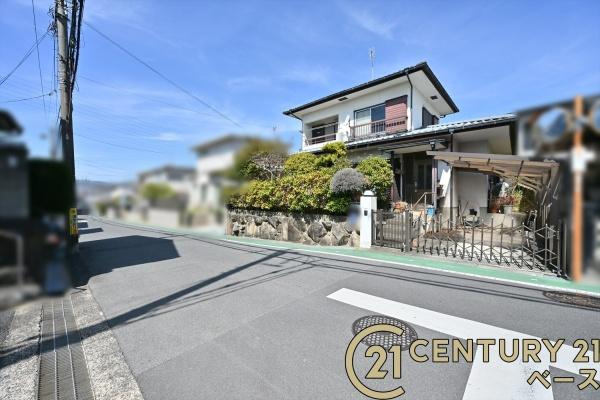 北葛城郡上牧町滝川台１丁目の売地の前面道路含む現地写真|■現地撮影写真■落ち着いた雰囲気の住宅地内です！