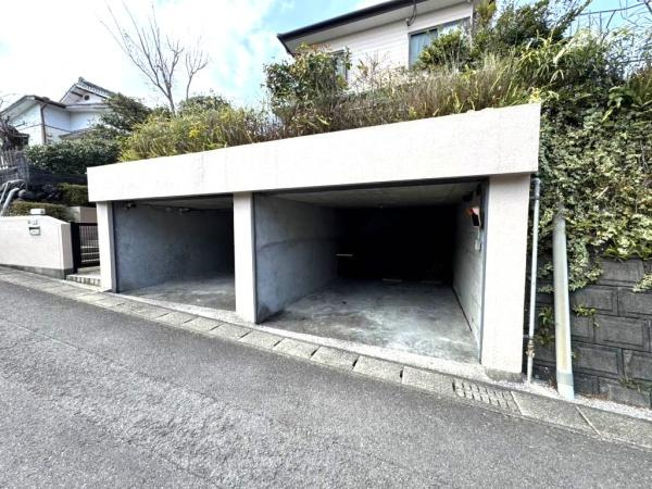 宮崎市桜ケ丘町・中古戸建の駐車場