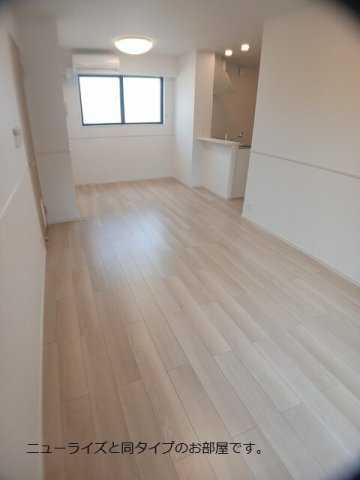 ホワイト　フォックス　Ⅰの居間・リビング