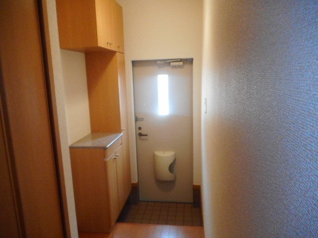 アルト・ピアーノ有本Ⅲの玄関