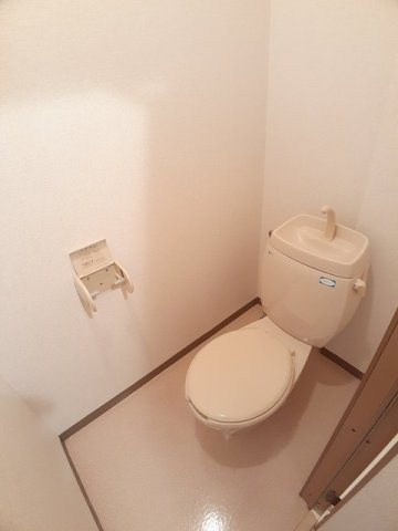 【トイレ】 | アーバンハウスⅡ | 落ち着いたトイレです