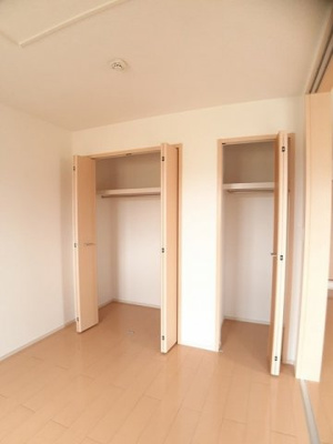 【収納】 | ラゴーア・アネシスⅤ | こまごまとしたものを収納できそうですね