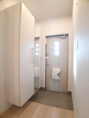 【玄関】 | ゲミューゼガルテンⅠ | シンプルで使いやすい玄関です