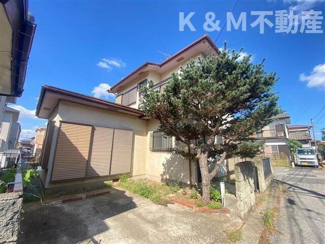 大島田第一貸家のエントランス|建物の内部です