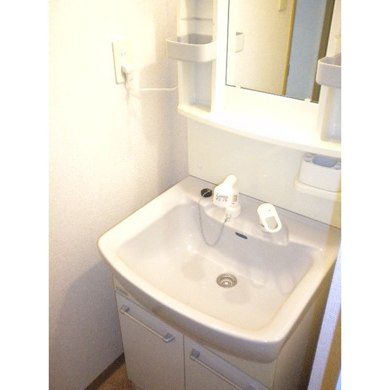 プリマヴェーラ問屋町の洗面所|独立洗面台