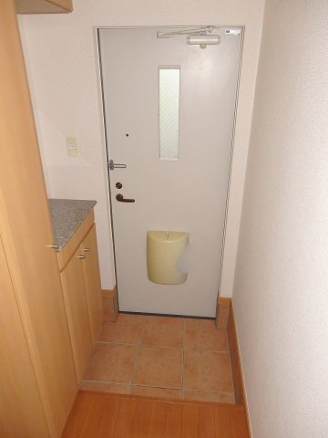 クレアシィオンＢの玄関|きれいな玄関です