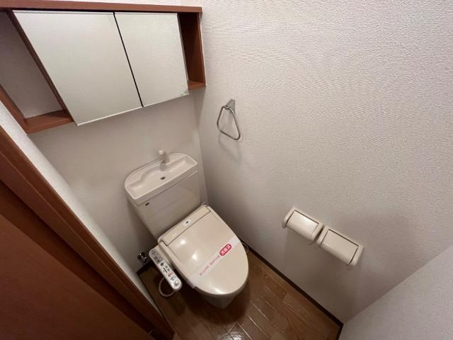 ジュネス祇園のトイレ|シャワー付トイレ