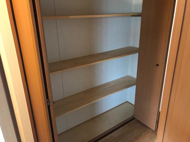 フォレストハイムＤⅡ番館の収納|廊下収納