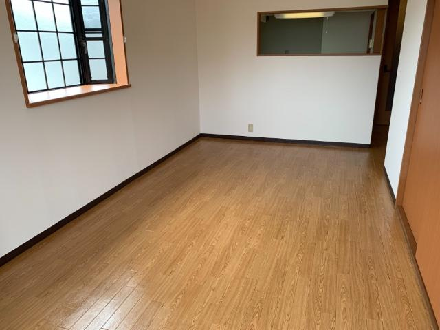 フォレストハイムＤⅡ番館の居間・リビング|リビング