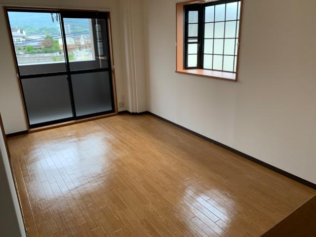 フォレストハイムＤⅡ番館の居間・リビング|リビング