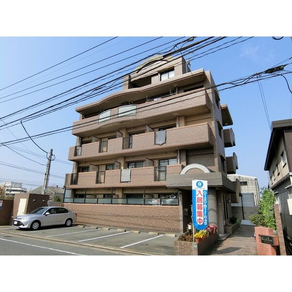 サークルフロントの外観