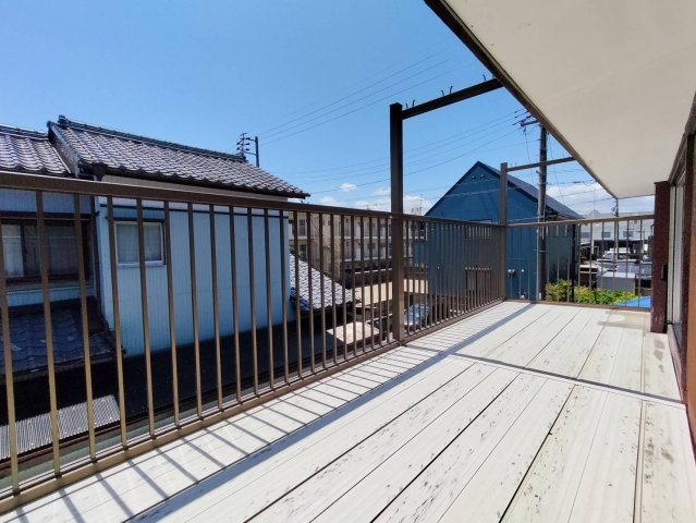 津島市南本町七丁目戸建てのバルコニー|広々としたバルコニーです