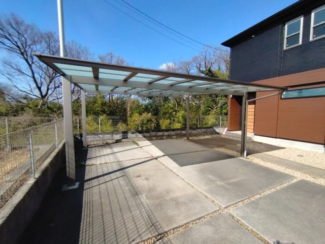 名古屋市緑区東神の倉二丁目戸建の駐車場|カースペースがあります