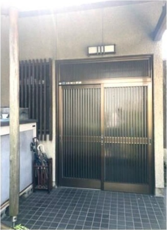 名古屋市港区新茶屋戸建の玄関|ゆったりとした玄関です