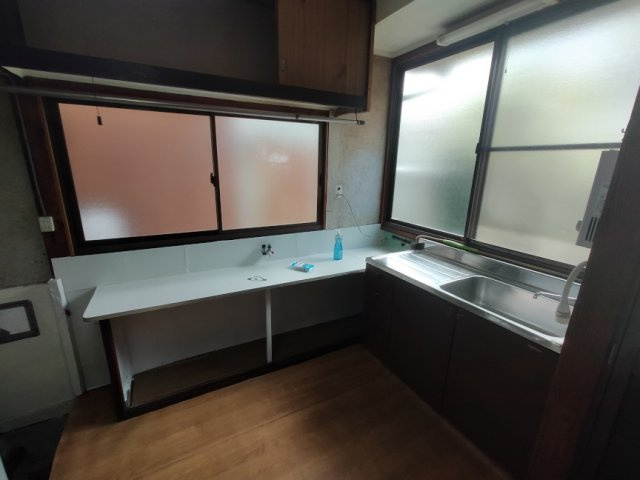 碧南市千福町六丁目の戸建のキッチン|キッチンです