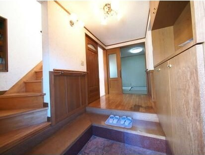 南知多町大字師崎字鳥栖戸建の玄関|シンプルで使いやすい玄関です