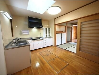 南知多町大字師崎字鳥栖戸建のキッチン|きれいなキッチンです