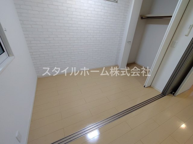 プランメゾンの居間・リビング|別部屋写真です。