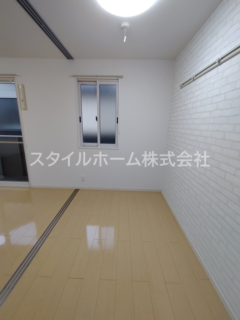 プランメゾンの居間・リビング|別部屋写真です。