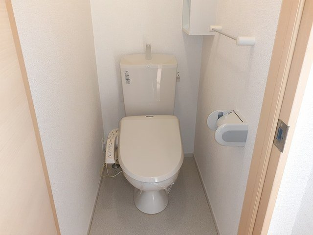エンブレム　フェアリーのトイレ|トイレです