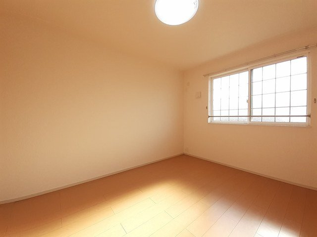 エンブレム　フェアリーの内装|過ごしやすい室内です