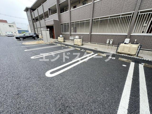 コージーネスト　Ａの駐車場|高崎、前橋のお部屋探しはエンドスケープまで！お客様の理想お聞かせ下さい♪