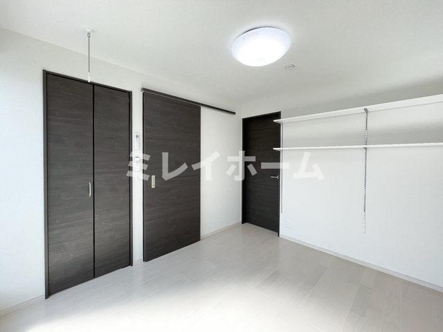 ロイヤルウィステリアの居間・リビング