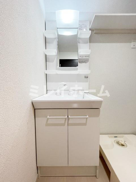 ロイヤルウィステリアの洗面所