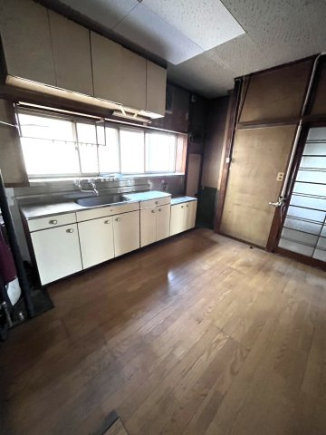 足利市伊勢町４丁目の一戸建てのキッチン