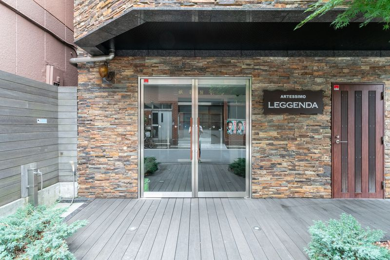 ARTESSIMO LEGGENDAのエントランス