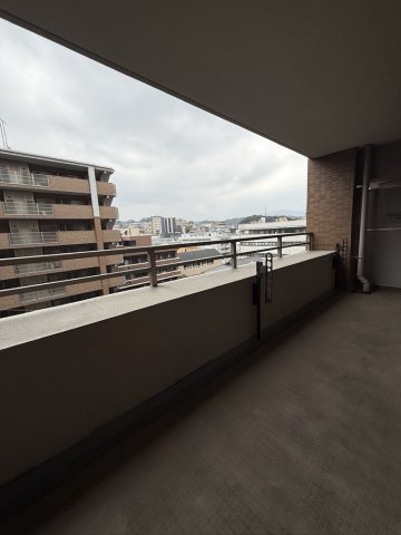 アーサー平尾センティオのバルコニー