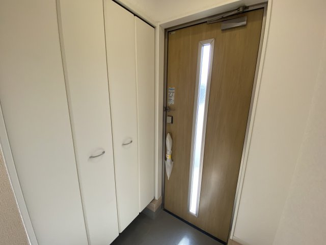 【いわき市錦町第32】　3号棟　※必ずもらえる選べるキャンペーン実施中！の玄関|同施工◆玄関の写真です◆
家族の帰りを待ち、訪れる方を優しく迎える。
そんな安らぎに満ちた生活空間にピッタリの玄関ですね♪（＾＾）
