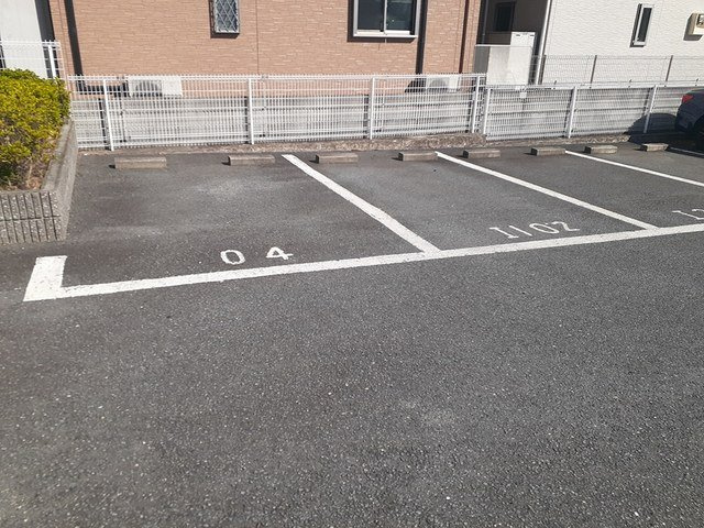 パークサイドⅡの駐車場