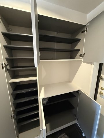 平尾駅前パークホームズの玄関