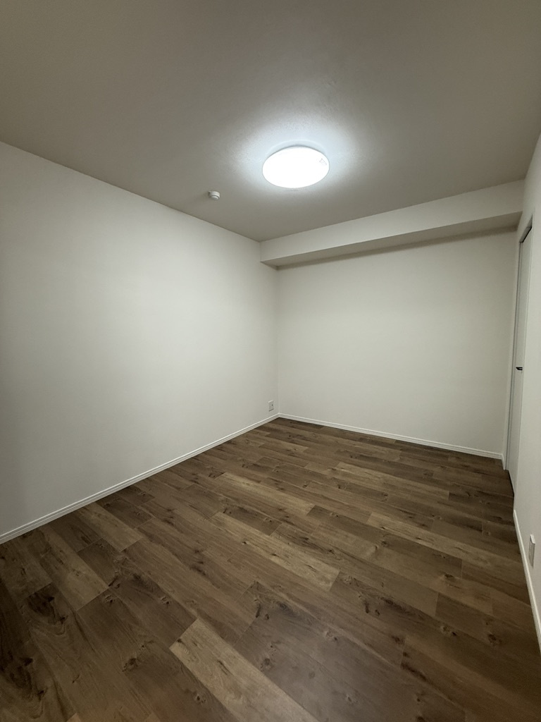 アーサー吉塚ビアンナの洋室