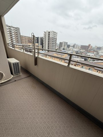アーサー吉塚ビアンナのバルコニー