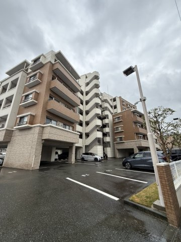 アーサー吉塚ビアンナの外観