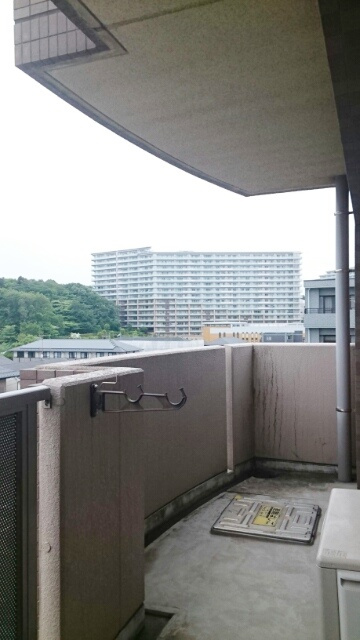 横浜市戸塚区上品濃の賃貸マンションのバルコニー