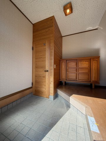 吉野郡吉野町大字志賀　中古戸建の玄関|玄関♪