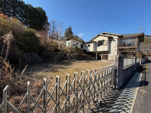 吉野郡吉野町大字志賀　中古戸建の外観|広いお庭でドッグランいかがでしょうか!(^^)!