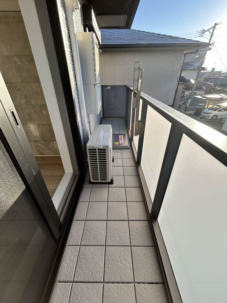 Ｂｕｓｈ Ｃｌｏｖｅｒ ＊＊のバルコニー