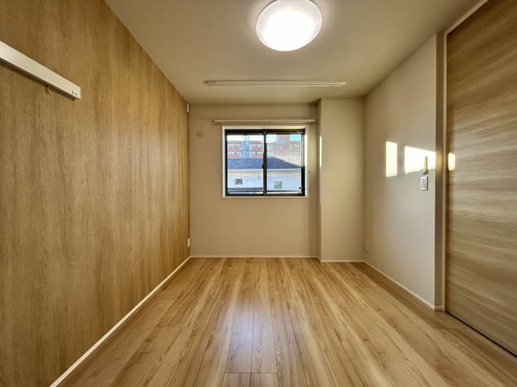 Ｂｕｓｈ Ｃｌｏｖｅｒ ＊＊のその他