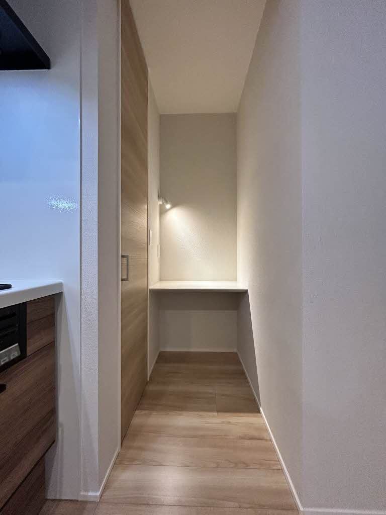 Ｂｕｓｈ Ｃｌｏｖｅｒ ＊＊