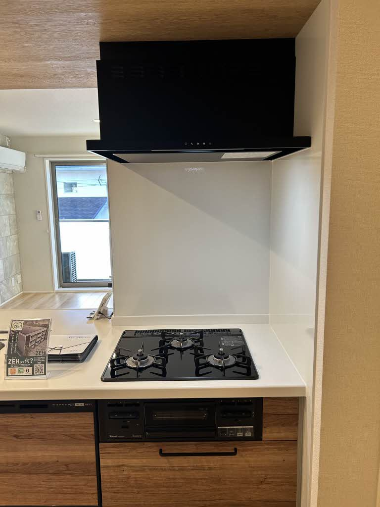 Ｂｕｓｈ Ｃｌｏｖｅｒ ＊＊