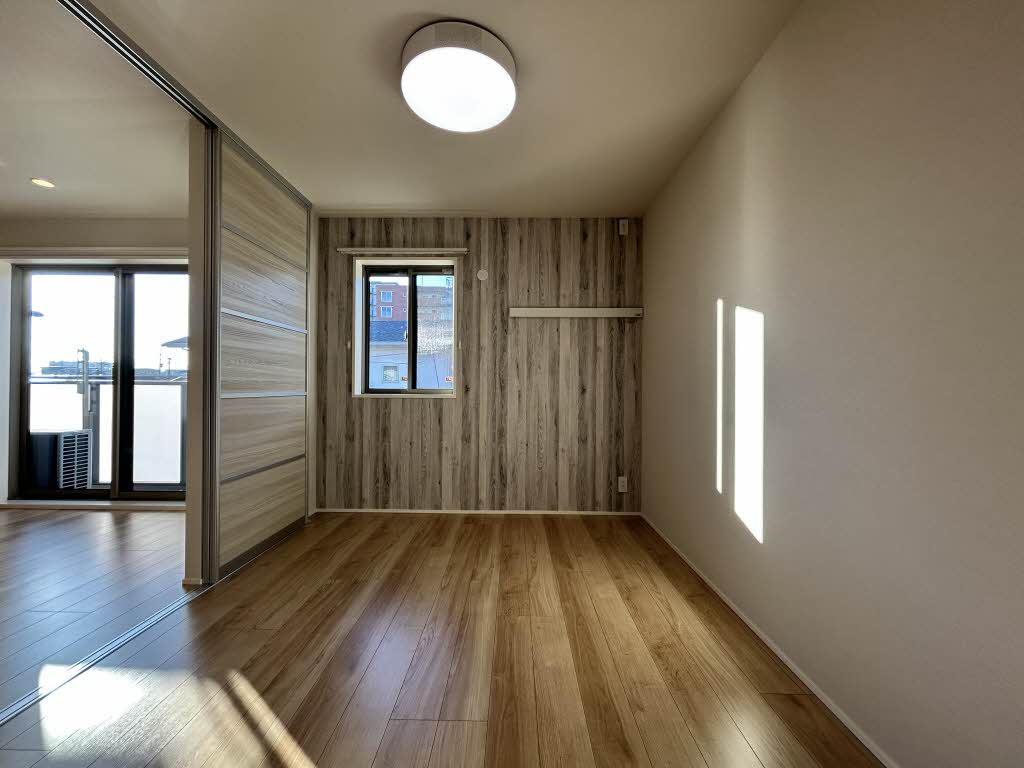 Ｂｕｓｈ Ｃｌｏｖｅｒ ＊＊