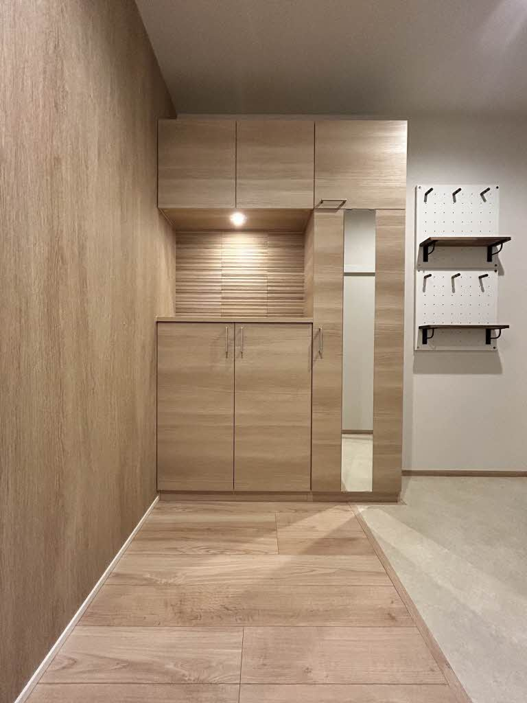 Ｂｕｓｈ Ｃｌｏｖｅｒ ＊＊の玄関