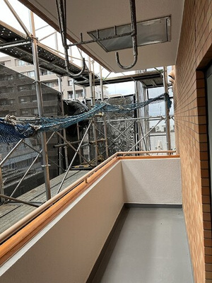 【バルコニー】 | ライオンズマンション一橋学園 | 外からの目が気にならないバルコニーで洗濯物が干せます